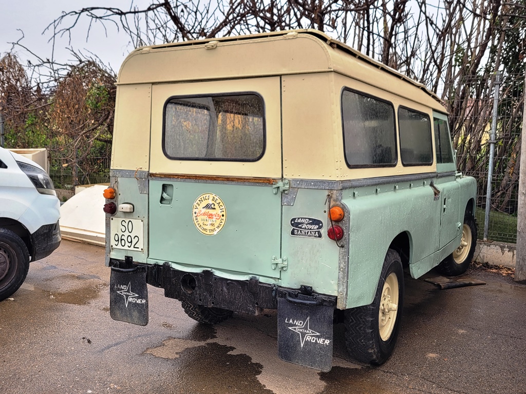SO-9692, Santana Land Rover (I,II,IIA,III-Series) 