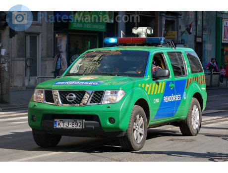 KTJ-892, Nissan Pathfinder