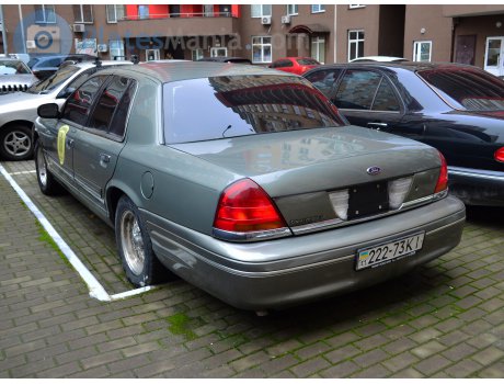 11 222-73 KI, Ford Crown Victoria