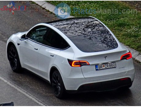 BR CR860, Tesla Model Y