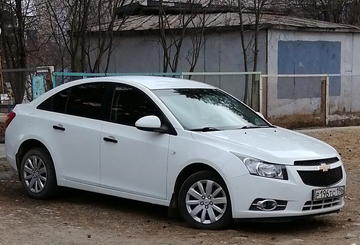 р 196 тс 196, Chevrolet Cruze 1st gen Sedan (J300), 2008–2016