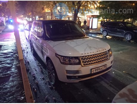 с999ос99, Land Rover Range Rover