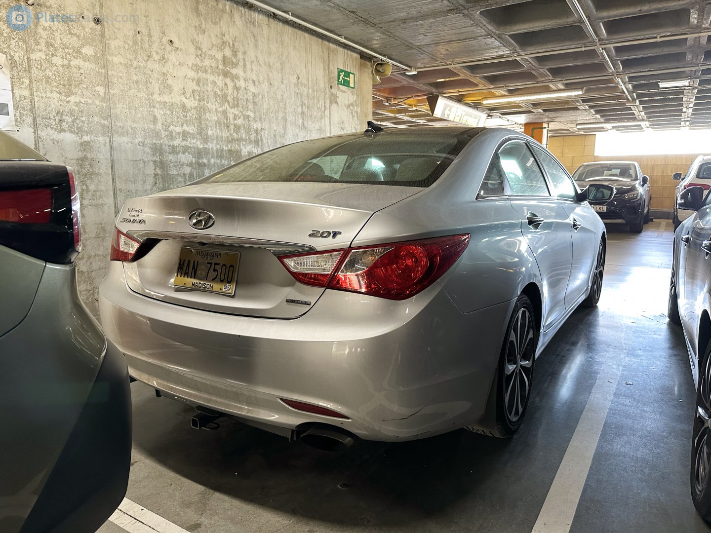 MAN 7500, Hyundai Sonata 6th gen (YF), 2009–2015