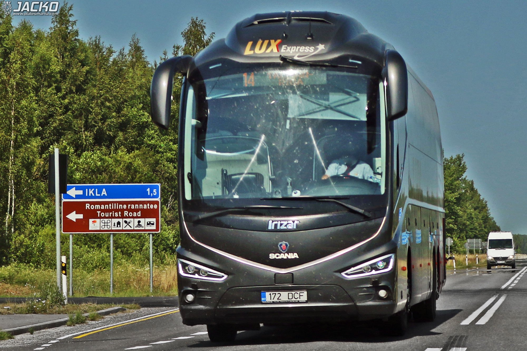 172 DCF, Irizar i8 