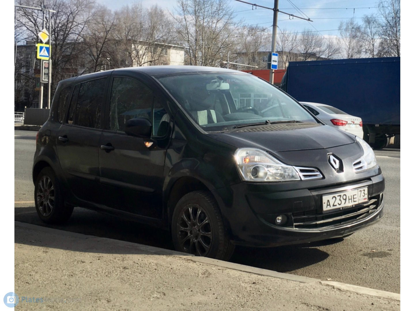 а 239 не 73, Renault Modus 1st gen Grand (J77), facelift, 2008–2012