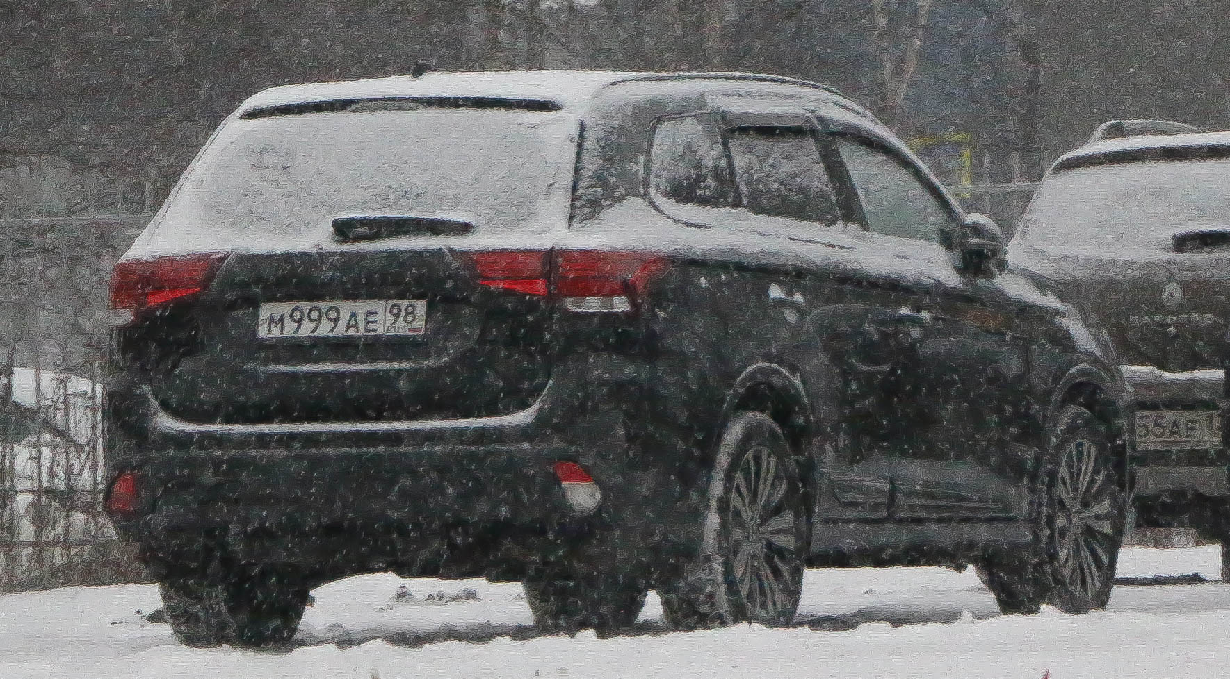 м 999 ае 98, Mitsubishi Outlander 3rd gen (GF/GG/ZJ/ZK/ZL), facelift, 2015–2023