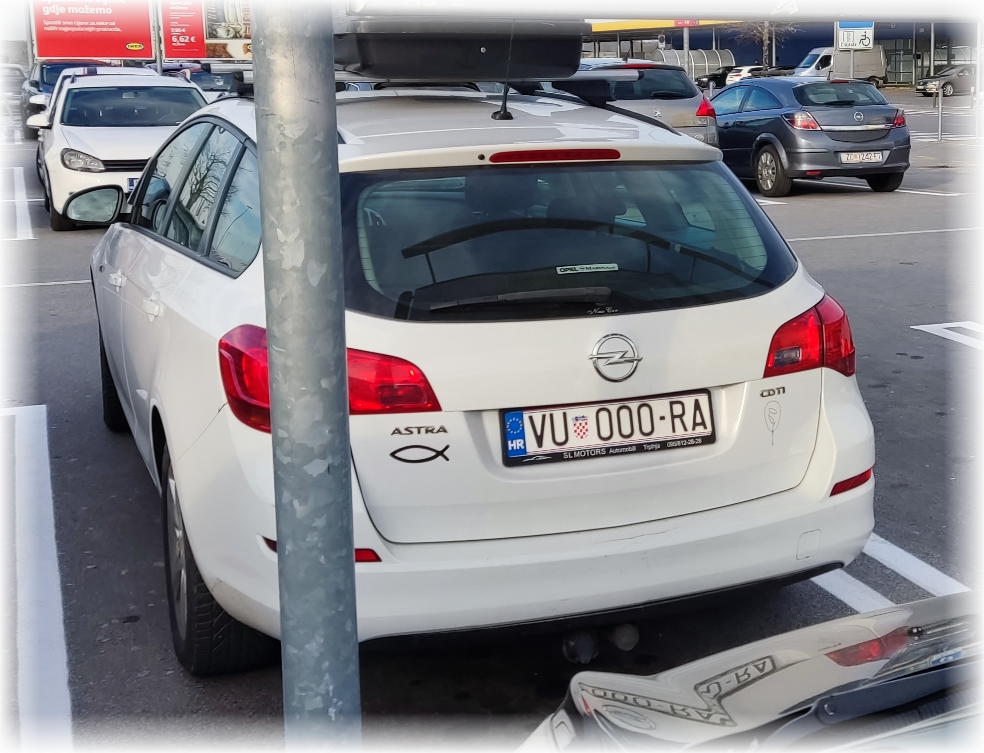 VU 000-RA, Opel Astra 4th gen Sports Tourer (J; P10), 2010–2015