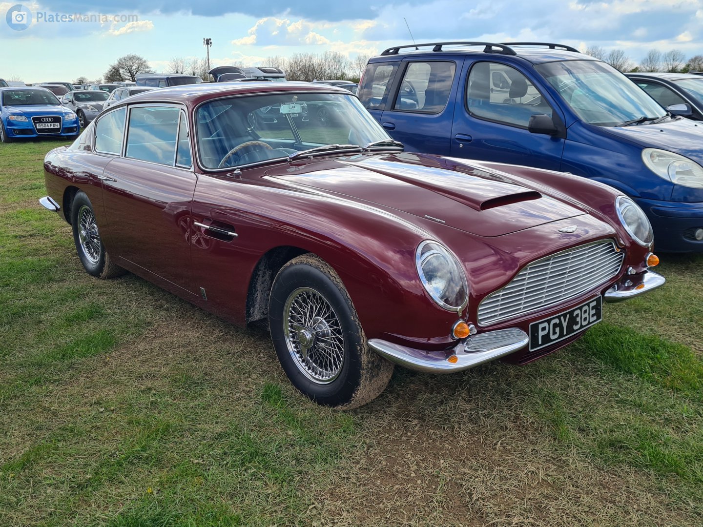 PGY38E, Aston Martin DB6 Coupé, 1965–1970