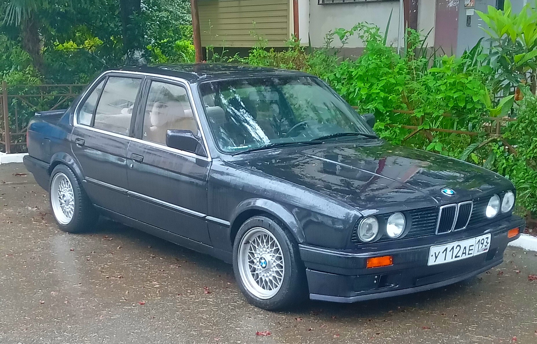 у 112 ае 193, BMW 3 Series 2nd gen Sedan (E30), 1983–1991