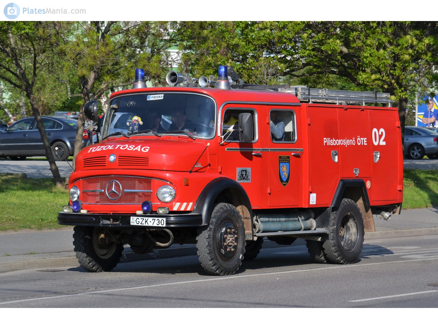 GZK-730, Mercedes-Benz L/LA-Series Trucks 