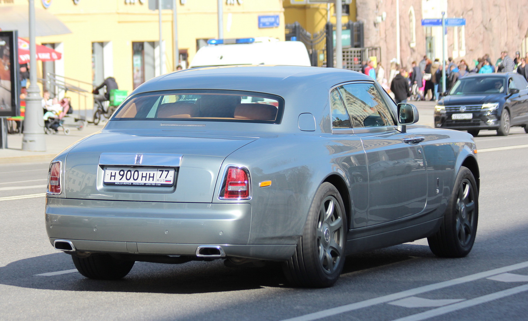 н 900 нн 77, Rolls-Royce Phantom Coupé 1st gen (RR3), 2008–2016