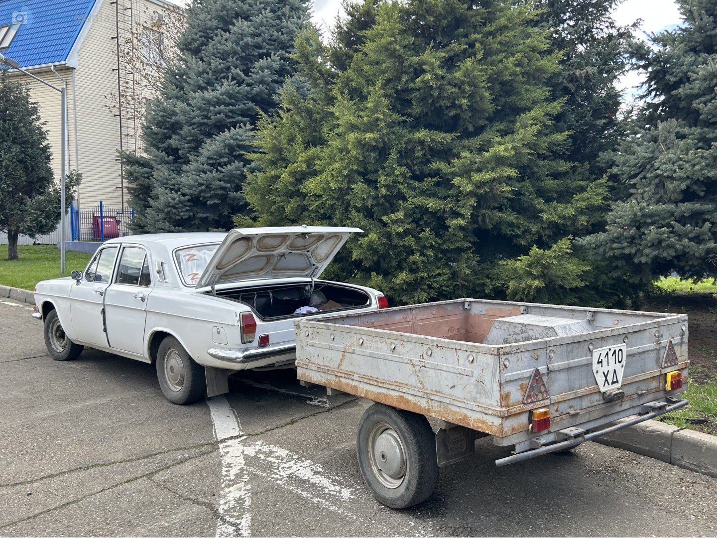 4110 ХД, Trailers (1977) 