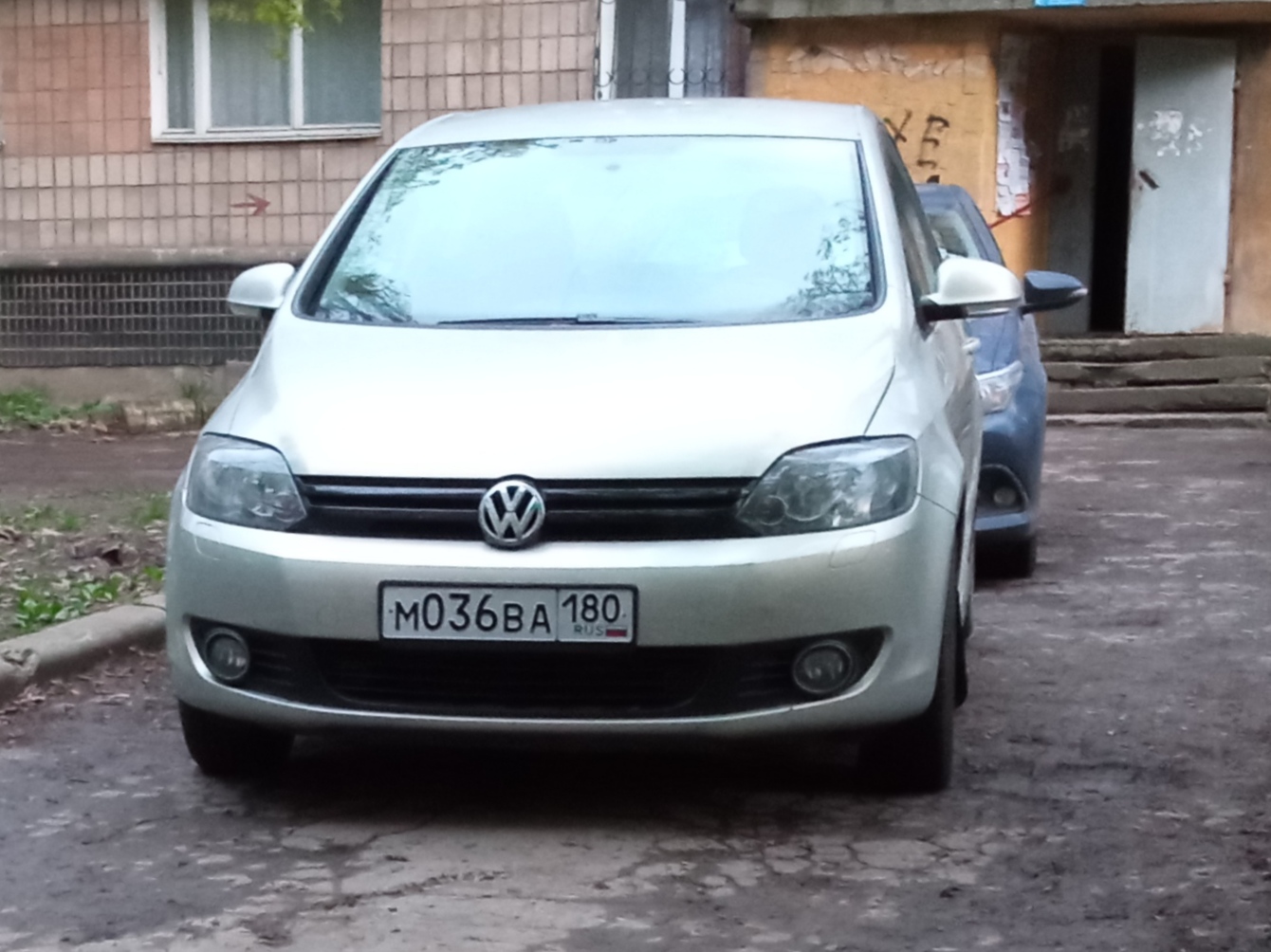 м 036 ва 180, Volkswagen Golf Plus 1st gen (5K), facelift, 2009–2014