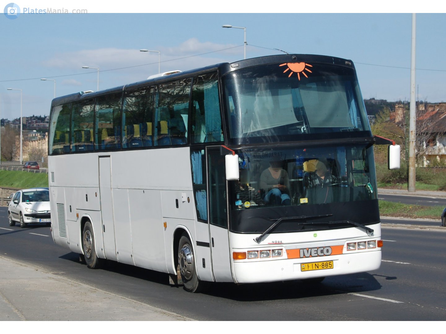 IIN-885, Noge Vesubio 