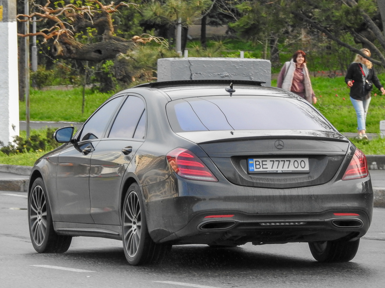 BE 7777 OO, Mercedes-Benz S-Klasse 8th gen Sedan (W222/V222), 2013–2020