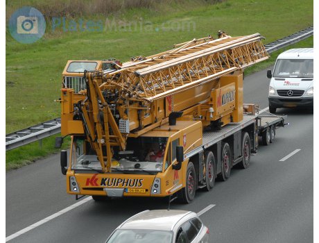 06-BKJ-1, Spierings AT4