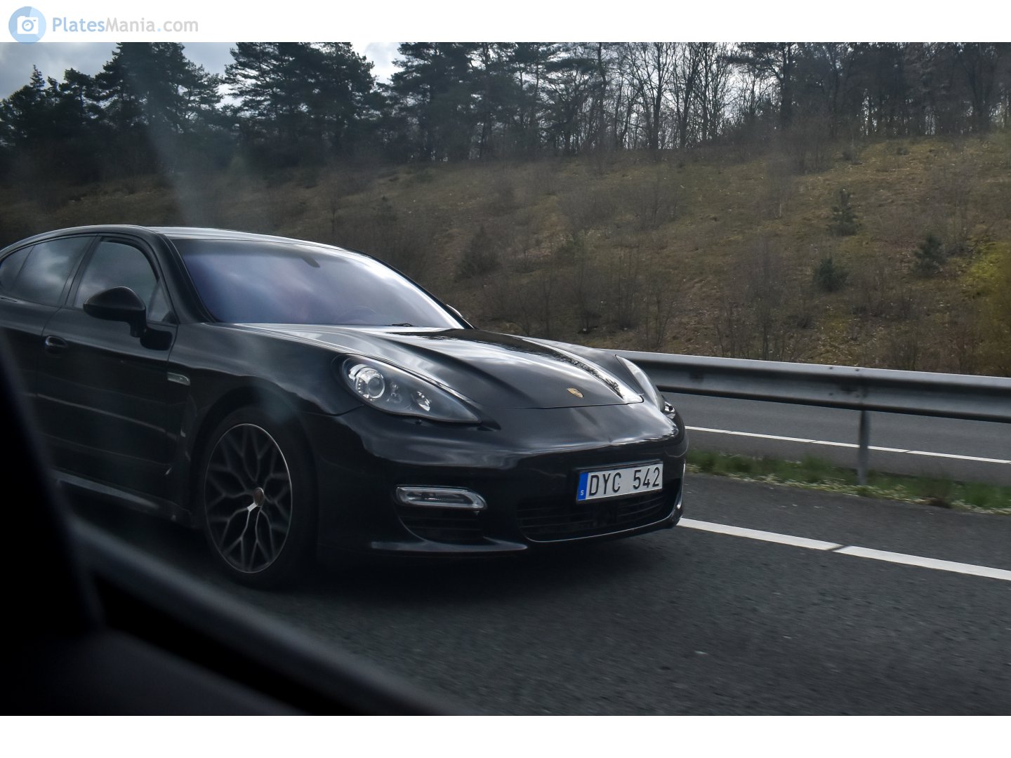 DYC 542, Porsche Panamera 1st gen (970), 2009–2013