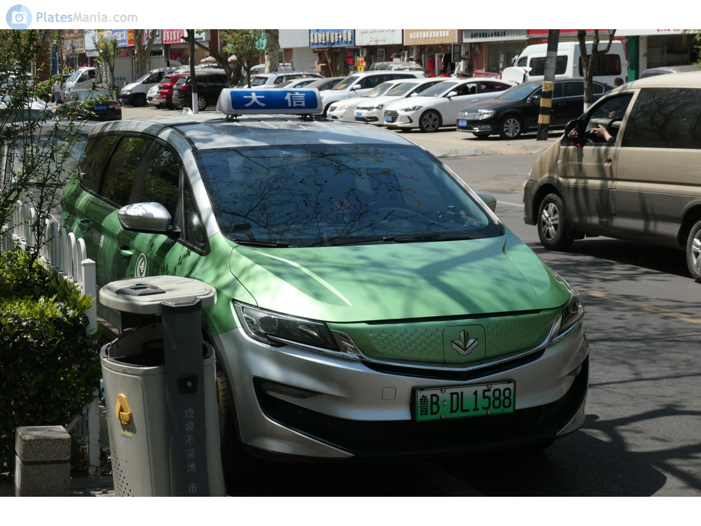 鲁B·DL1588, Maple 80V 