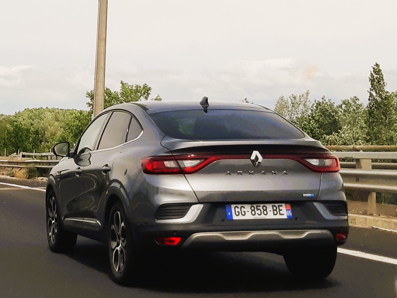 GG-858-BE, Renault Arkana 1st gen (LJL/LJC), 2019–2023