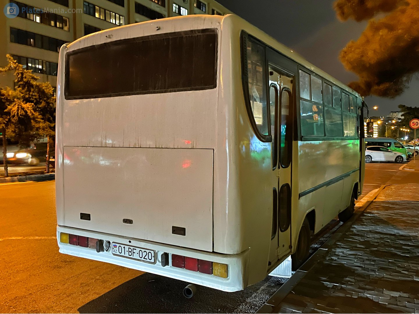 01 BF 020, Isuzu MD22 