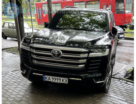 KA 9999 KX, Toyota Land Cruiser