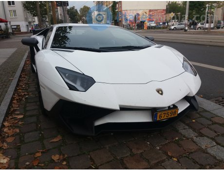 67598, Lamborghini Aventador