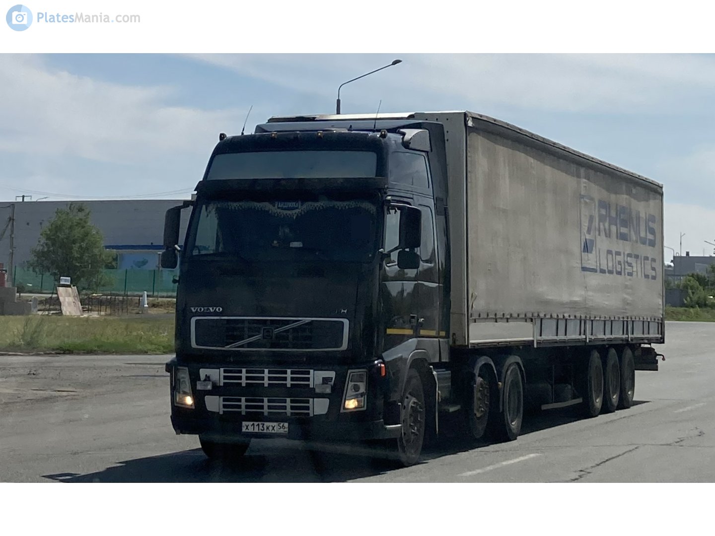х 113 кх 56, Volvo FH 2nd gen, 2002–2008