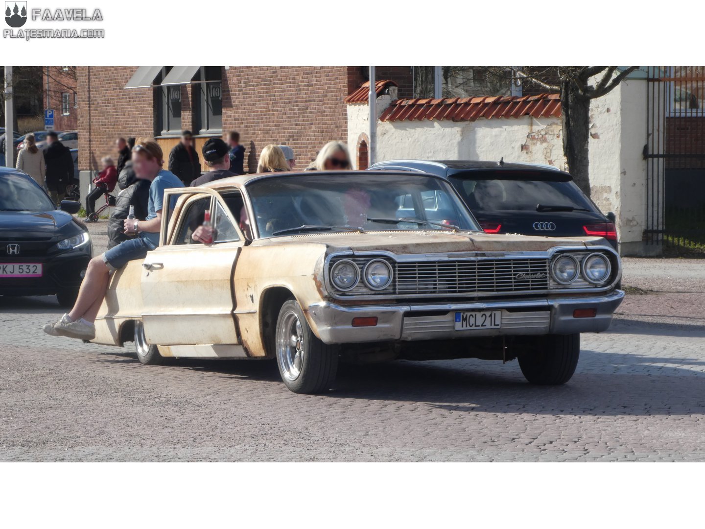 MCL 21L, Chevrolet Biscayne 2nd gen 1964 4-door Sedan (1169/1269; B-body), 3rd facelift, 1963–1964