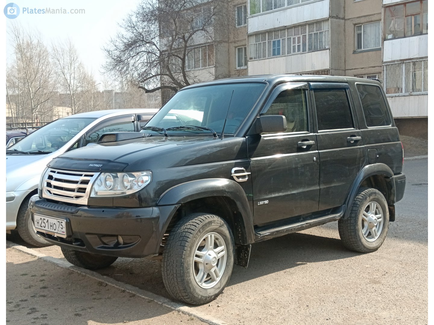 н 251 но 75, UAZ 3164 Patriot Sport 2010–2011