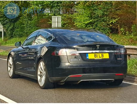81 LB, Tesla Model S