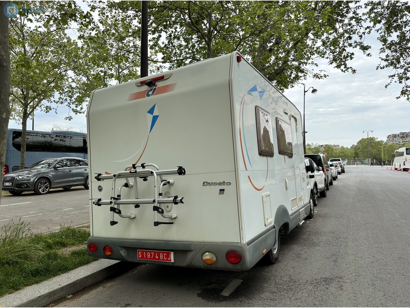 S 1974 BCJ, Caravans International Elliot 