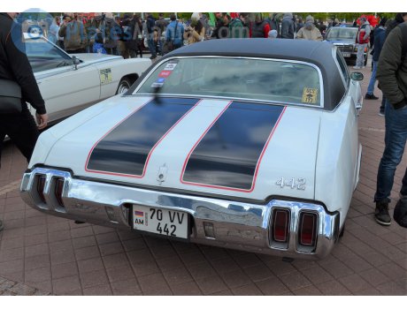 70 VV 442, Oldsmobile 442