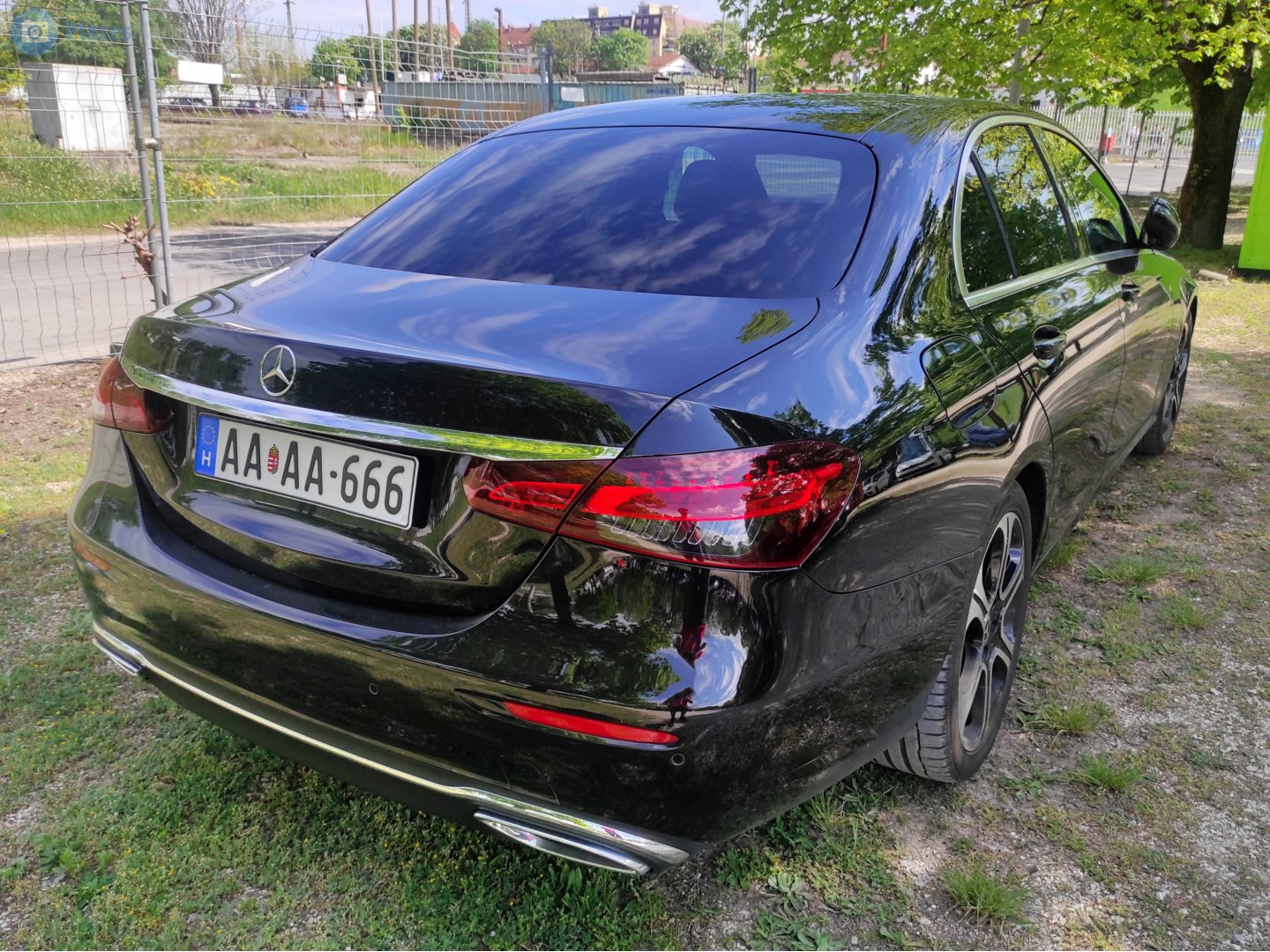 AA AA-666, Mercedes-Benz E-Klasse 5th gen Sedan (V213/W213), facelift, 2020­–2023