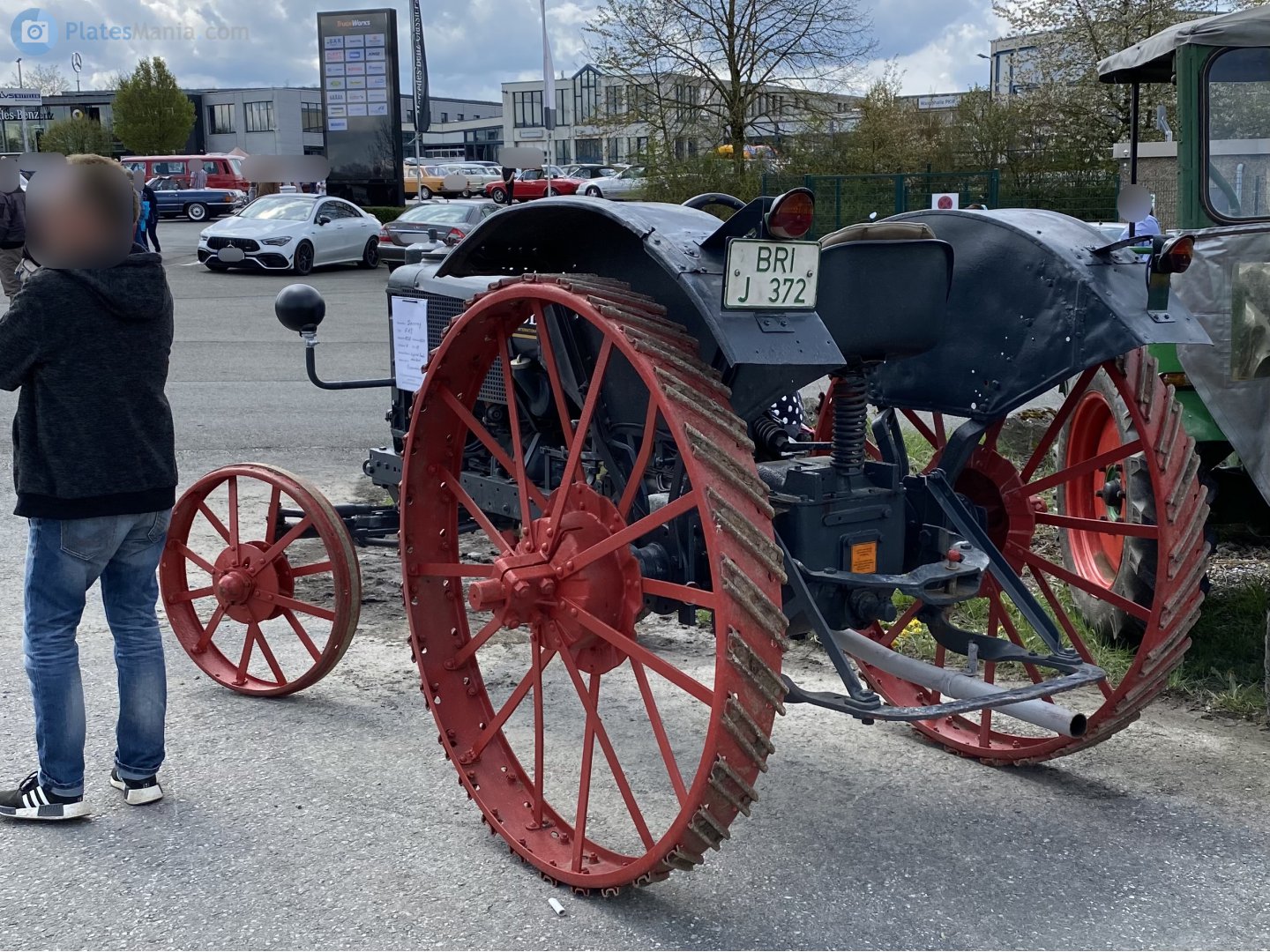 BRI J 372, Regular plates 