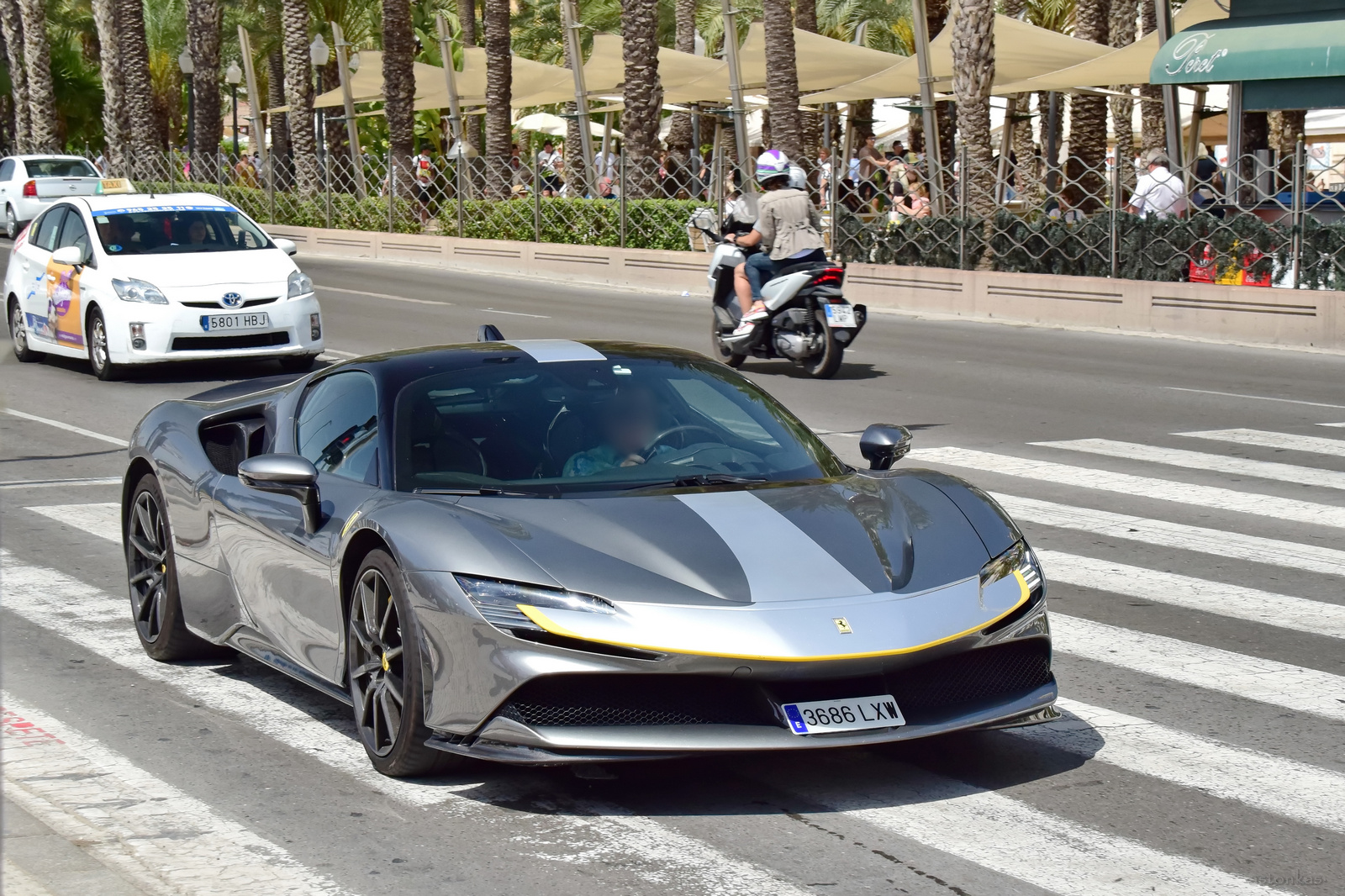 3686 LXW, Ferrari SF90 1st gen Stradale (F173), 2019–