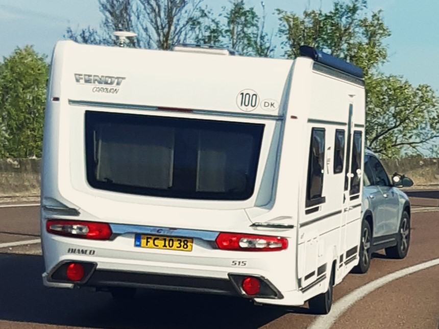 FC 1038, Fendt-Caravan Bianco 
