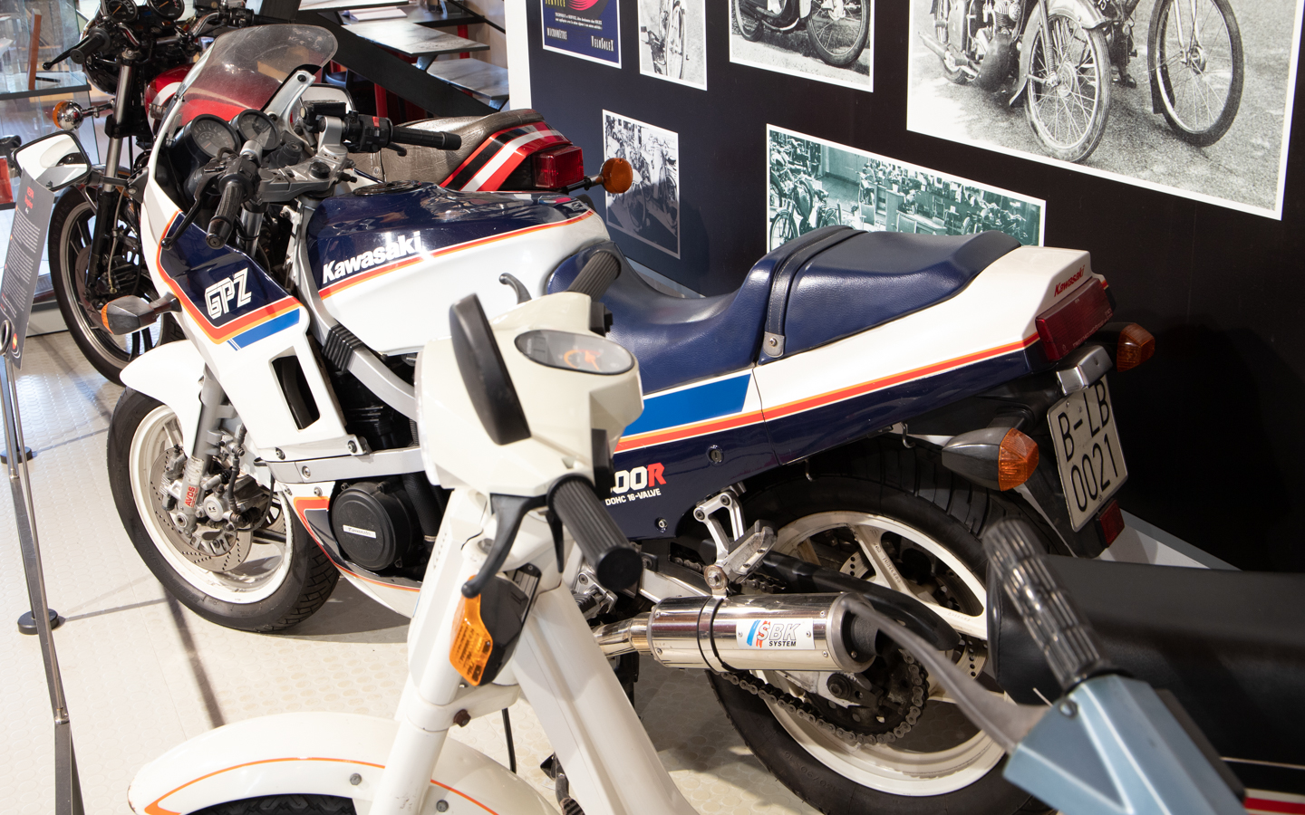 B 0021 LB, Kawasaki Ninja 600R / GPZ600R 