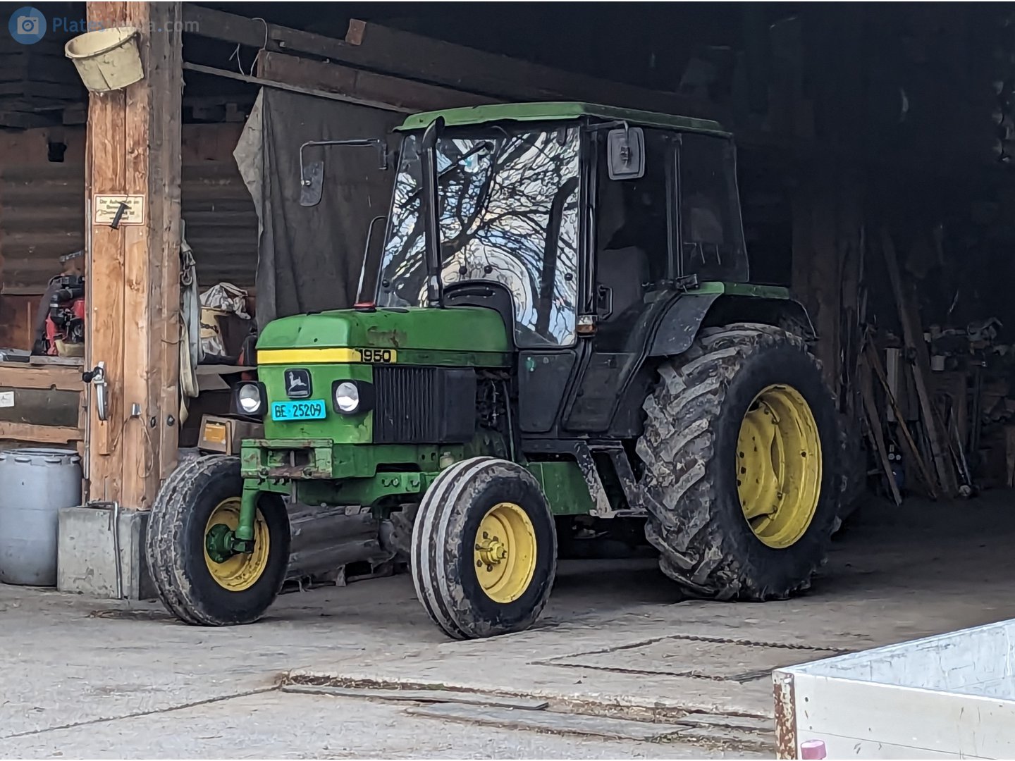 BE 25209, John Deere 2000-Series 