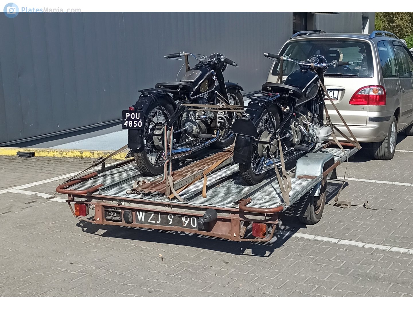 POU 4850, BMW R Series 