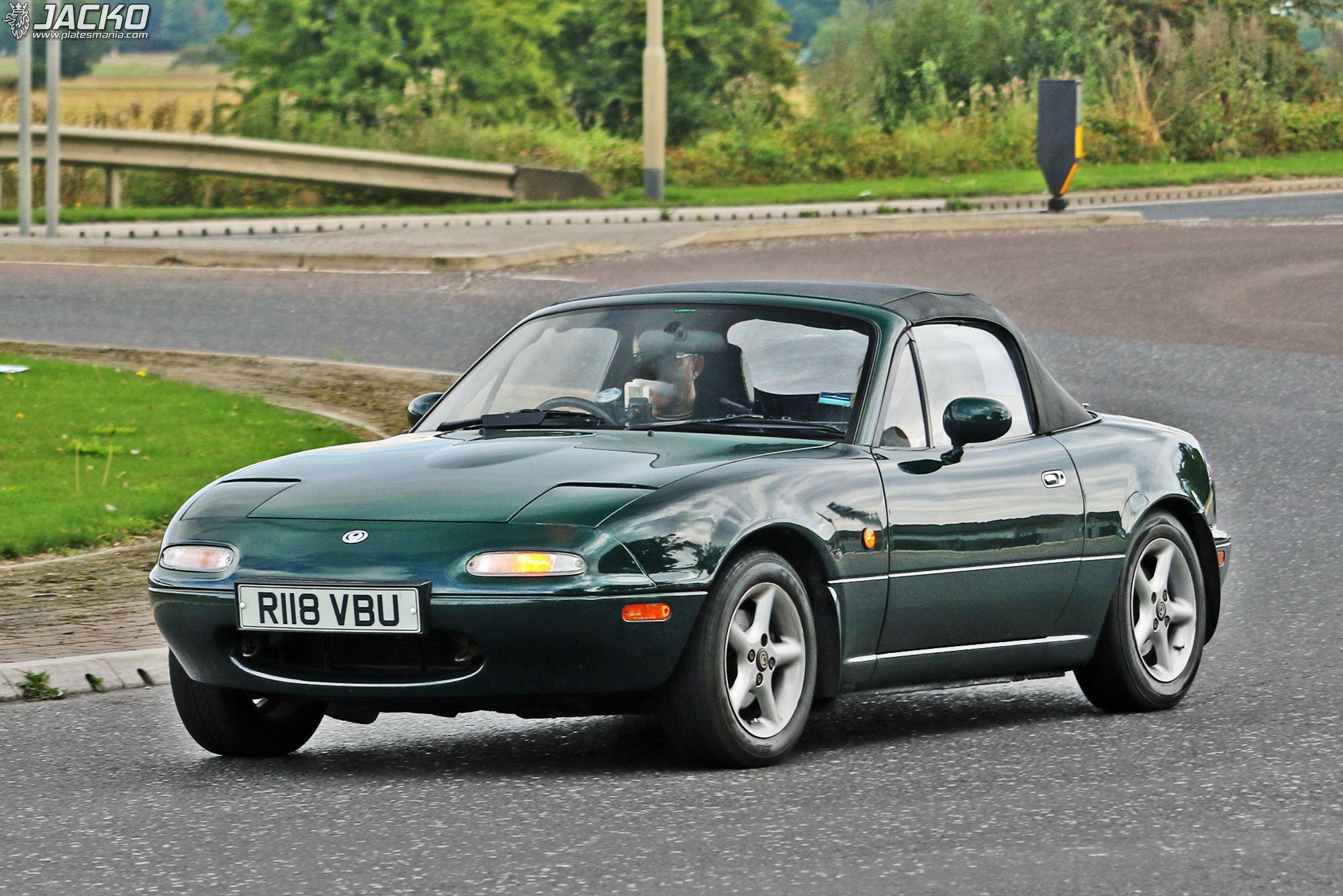 R118VBU, Mazda MX-5/Miata 1st gen (NA), 1989–1997