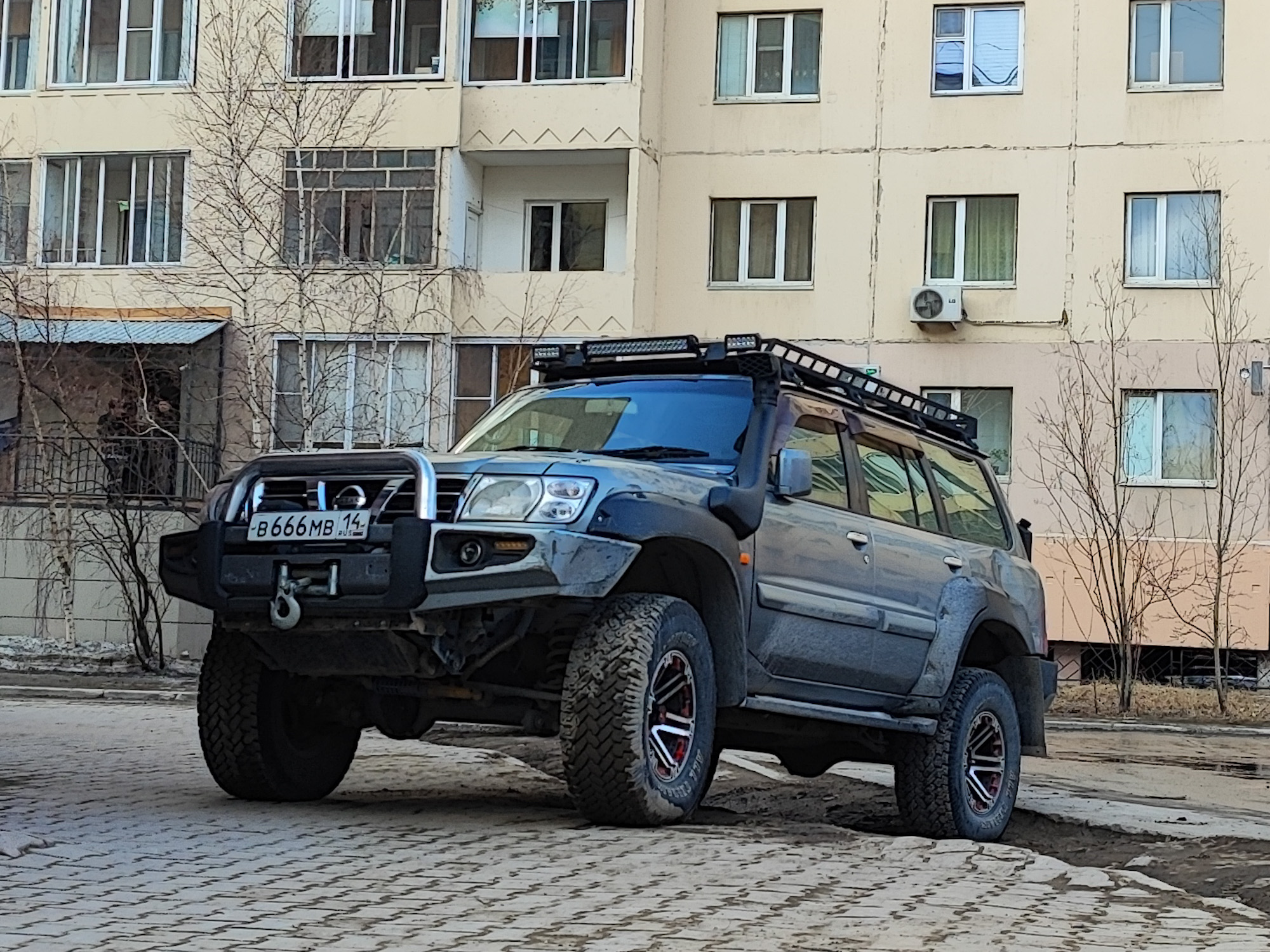 в 666 мв 14, Nissan Safari 3rd gen 5-door SUV (Y61; JP-market), 1997–2004