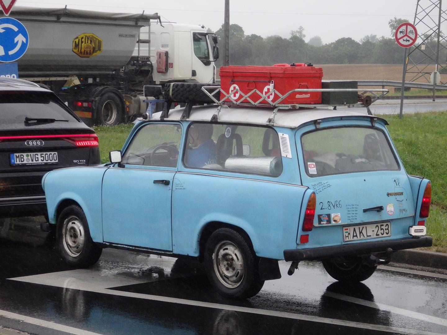 AKL-253, Trabant 1.1 Universal, 1990–1991