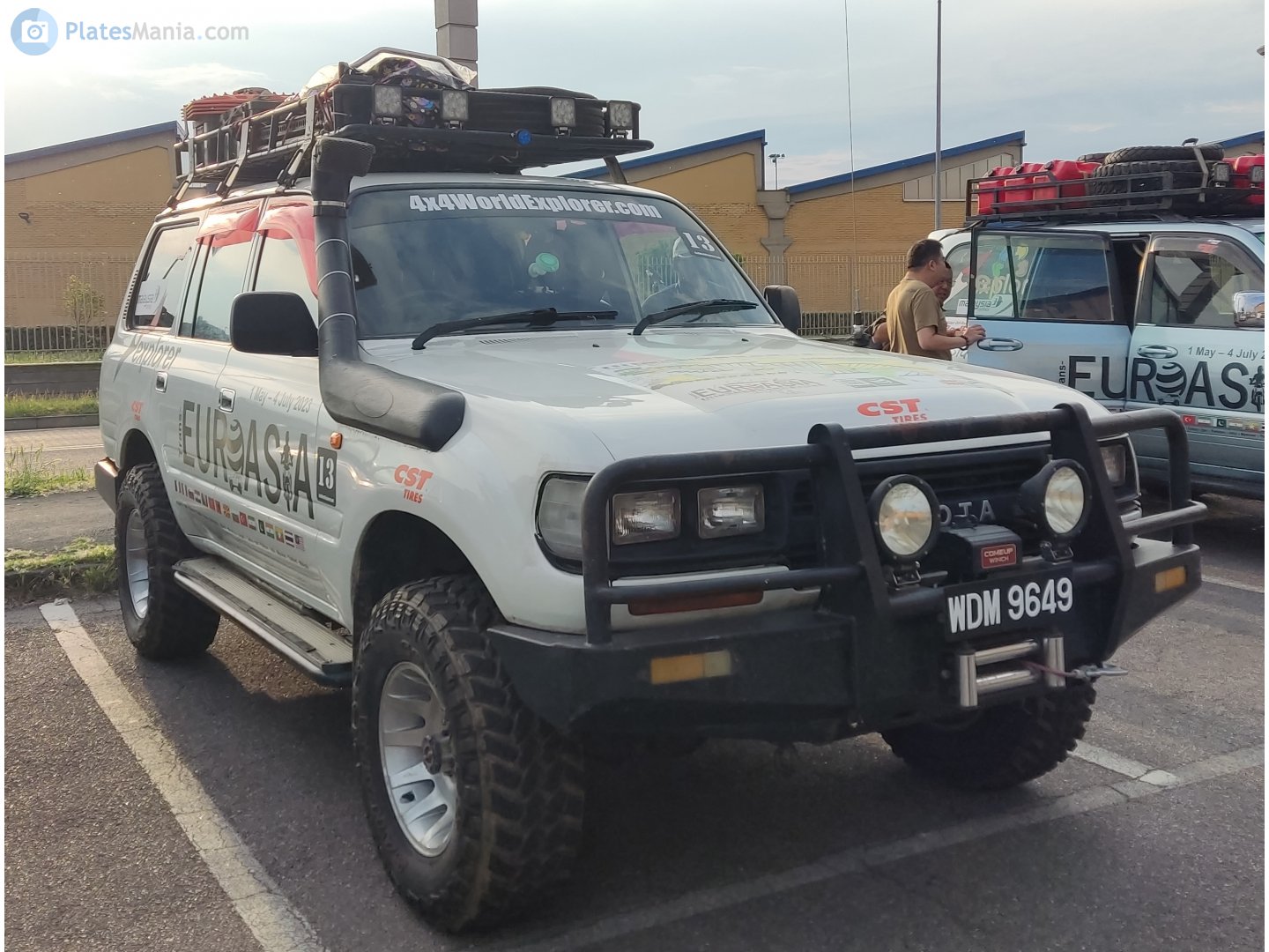 WDM 9649, Toyota Land Cruiser 80 (J80), 1989–1997