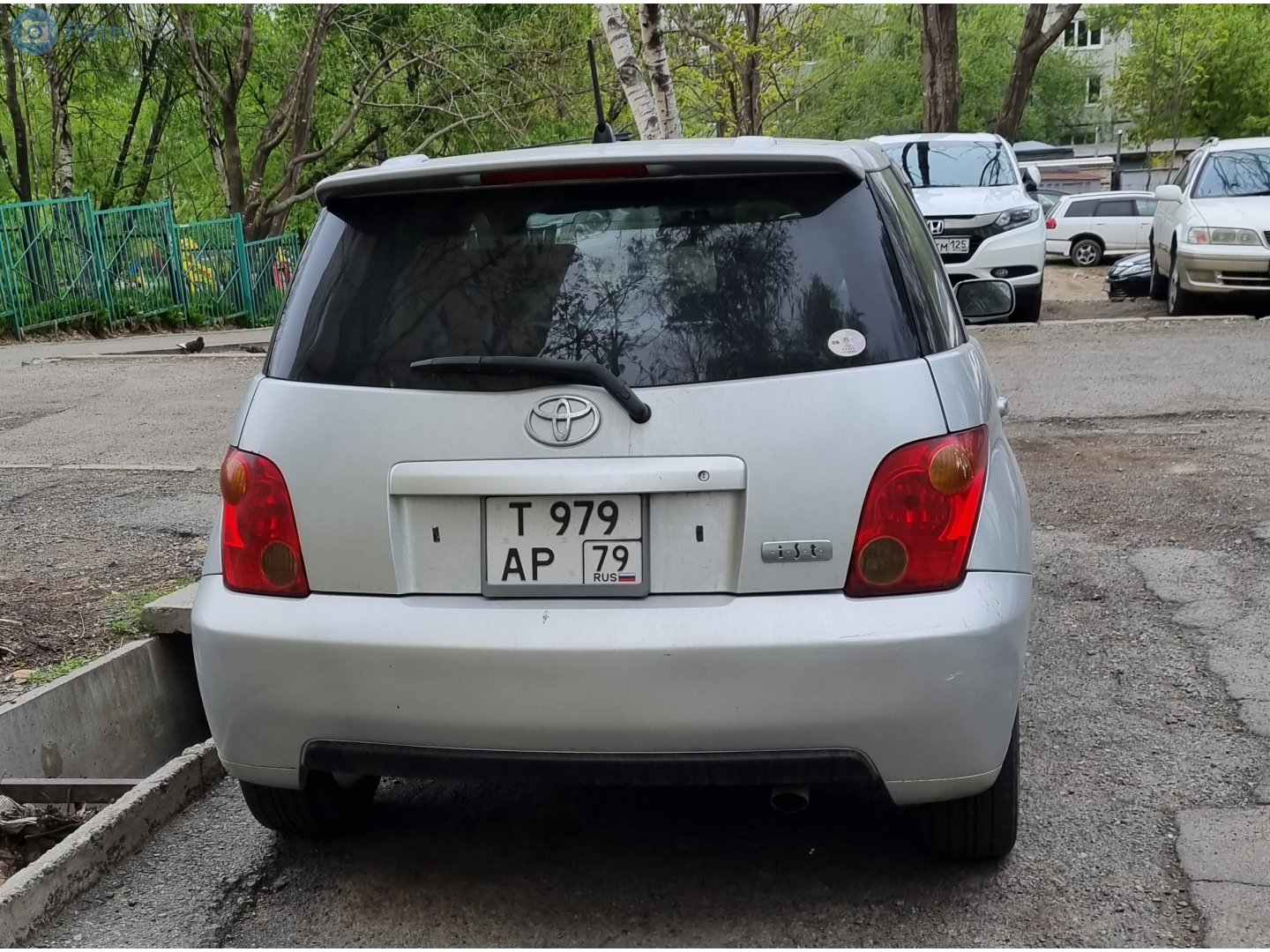 т 979 ар 79, Toyota Ist 1st gen (XP60), 2002–2007