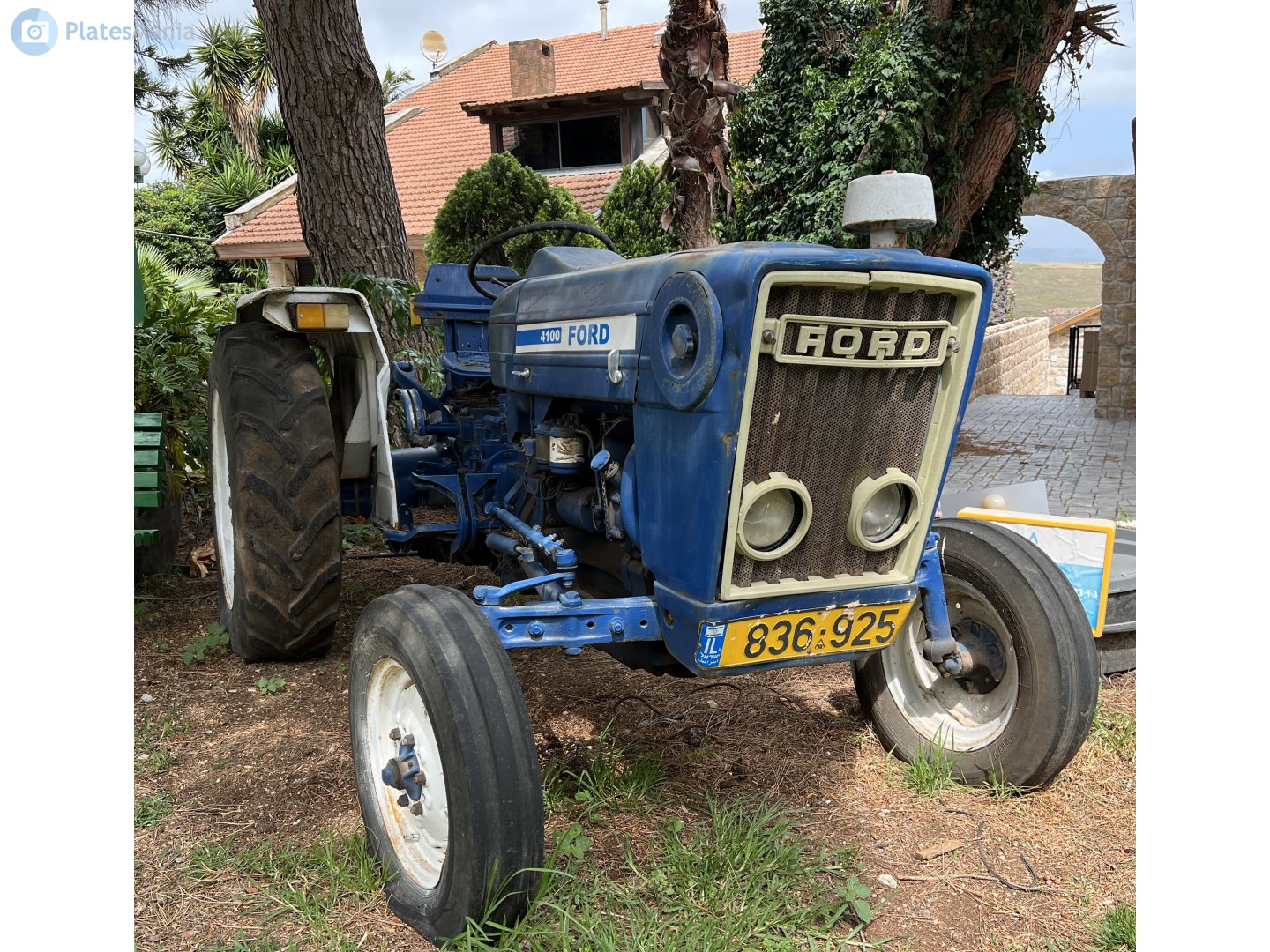 836-925, Ford 4000-Series 