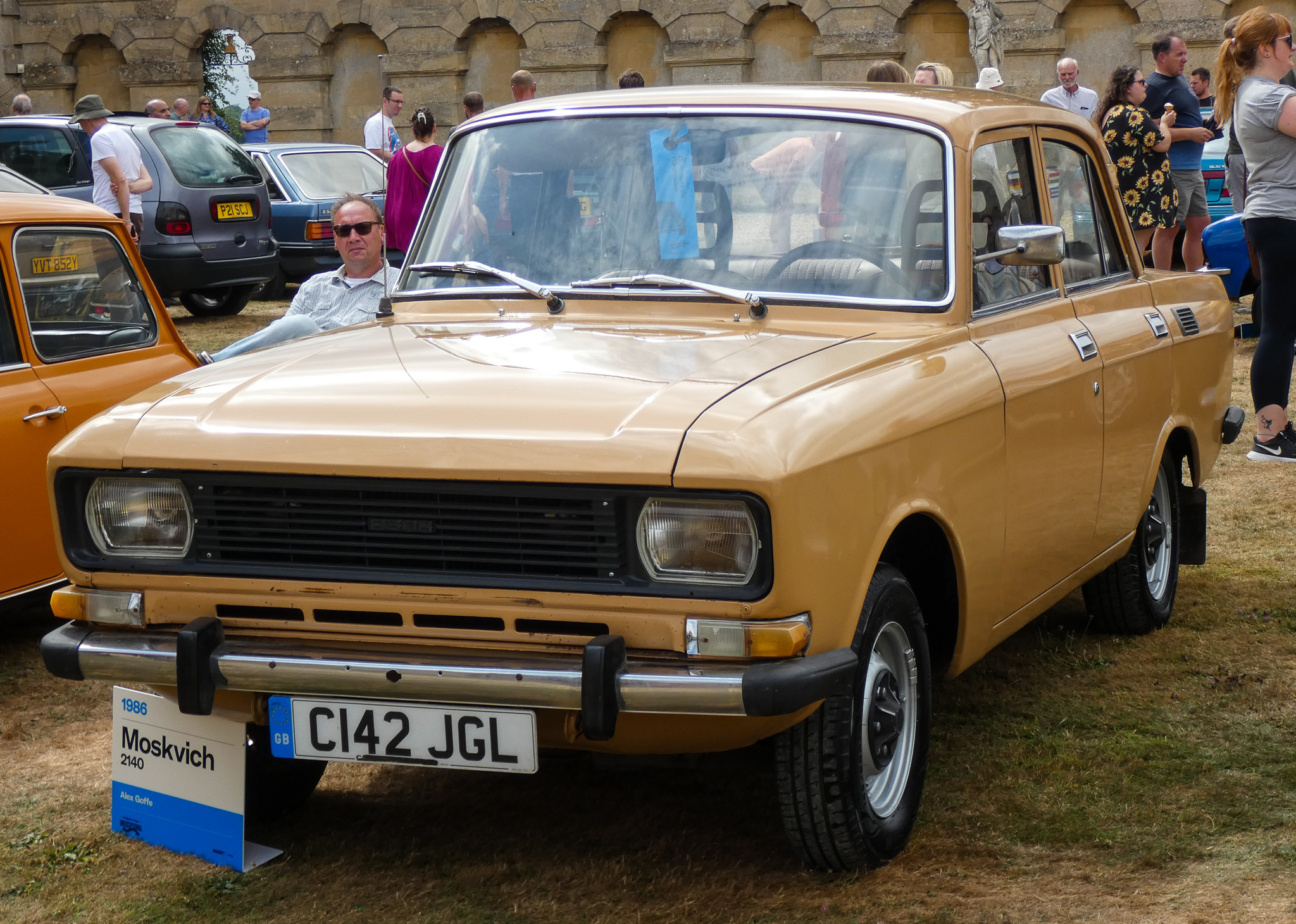 C142JGL, Moskvich (AZLK) 2138/2140 2138/2140, 1976–1988