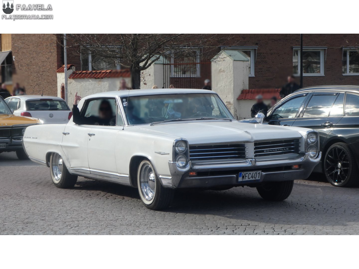 WFC 401, Pontiac Bonneville 3rd gen 1964 4-door Hardtop/Sedan (2839/2869; B-body), 3rd facelift, 1963–1964