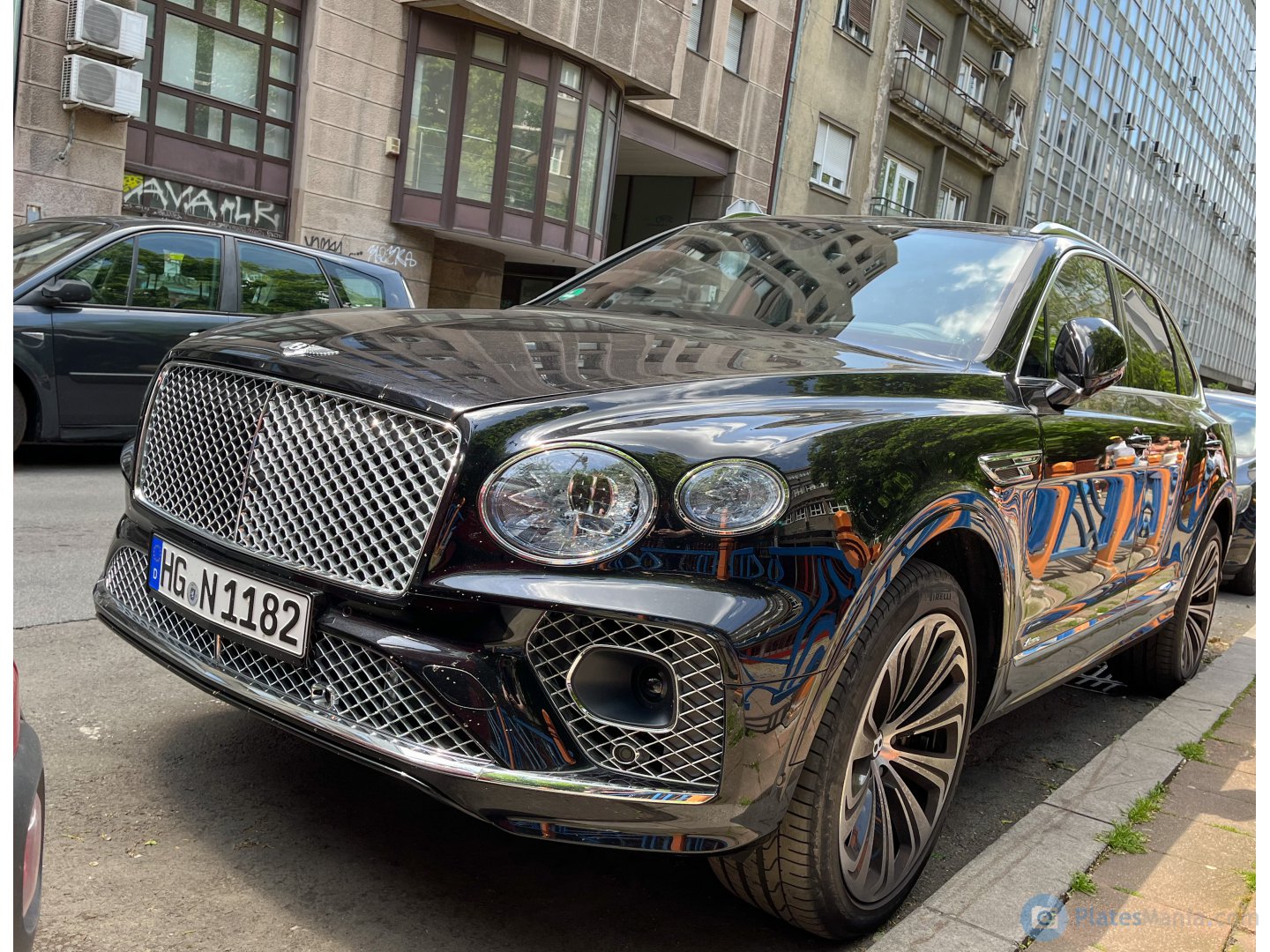 HG N 1182, Bentley Bentayga 1st gen (PL71), facelift, 2020–