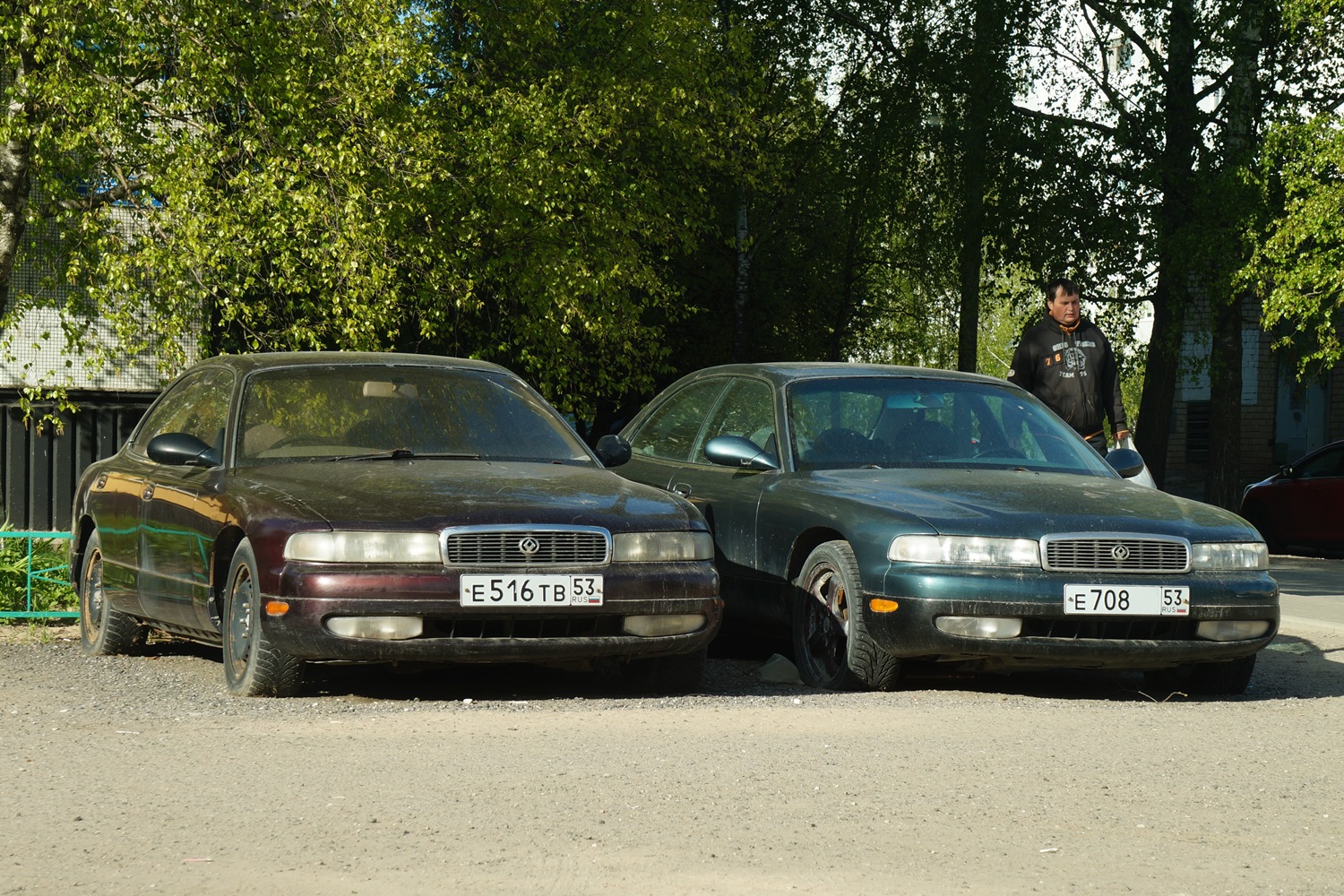 е 516 тв 53, Mazda Sentia 1st gen (HD), 1991–1995