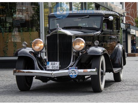 AA H 016, Packard Eight